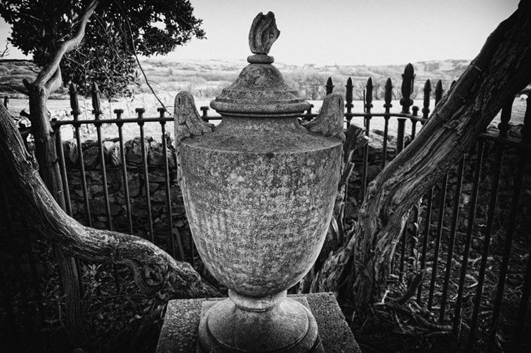 Grave of James Spooner, Ynyscynhaearn Church